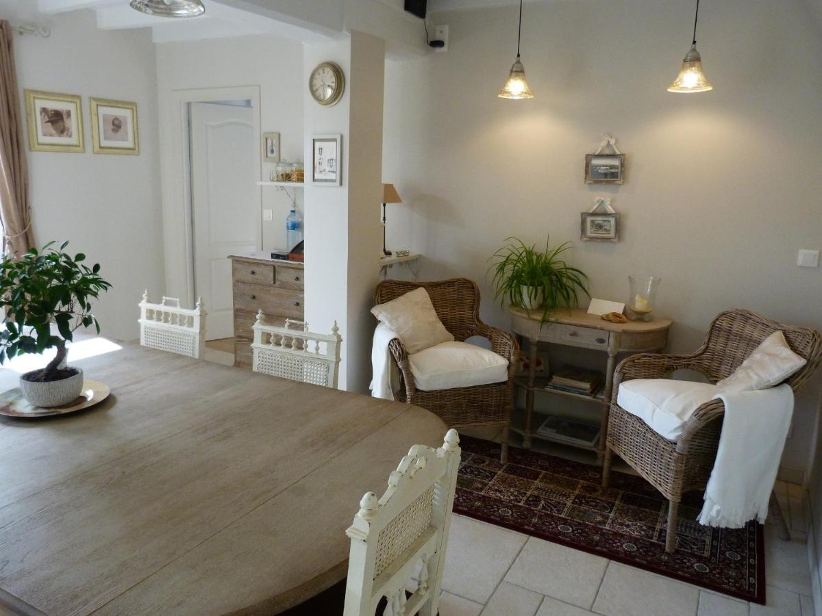 Le Repos Coquelicot Bed & Breakfast Montillot ภายนอก รูปภาพ