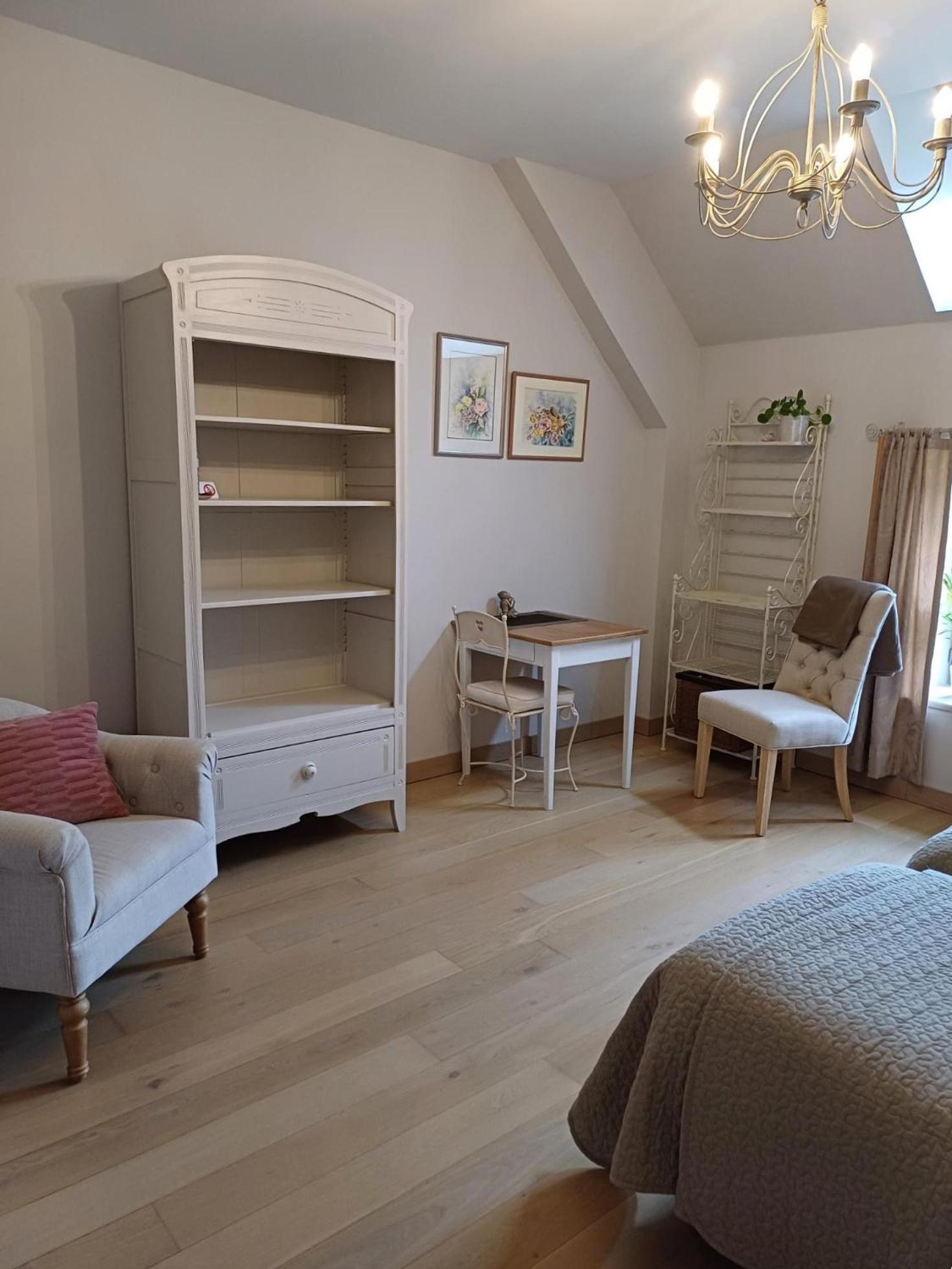 Le Repos Coquelicot Bed & Breakfast Montillot ภายนอก รูปภาพ