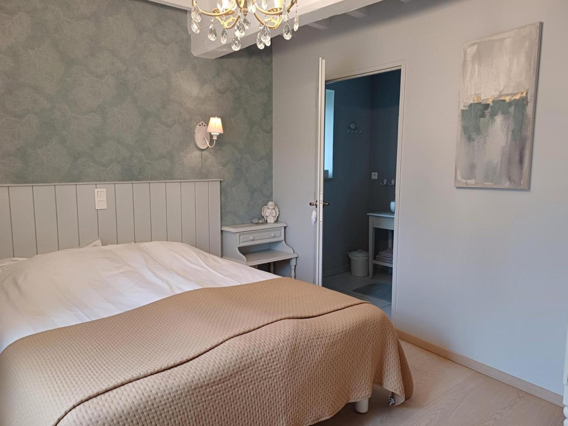 Le Repos Coquelicot Bed & Breakfast Montillot ภายนอก รูปภาพ